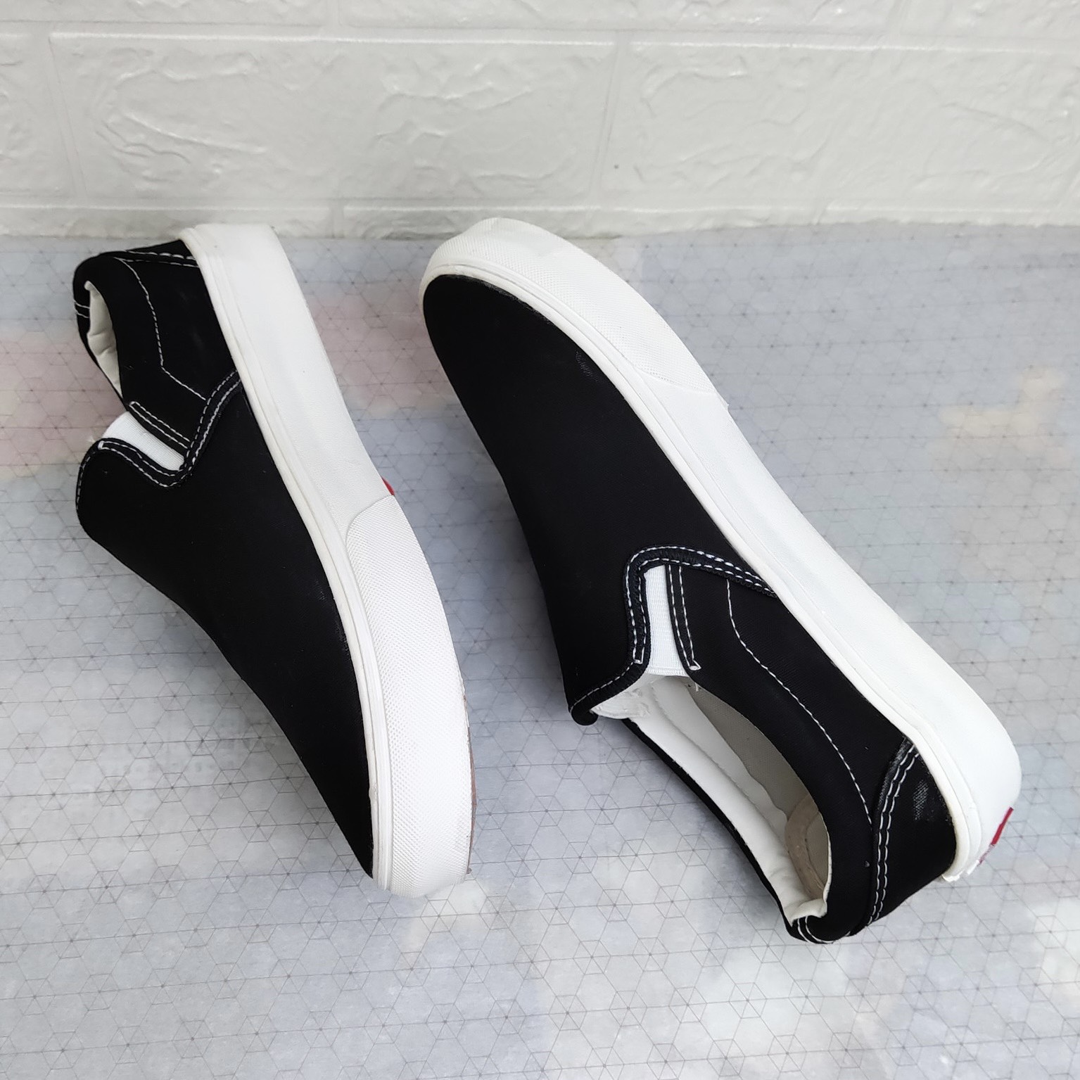 Giày thể thao vans slipon đen, giày lười đen nam nữ fullbox