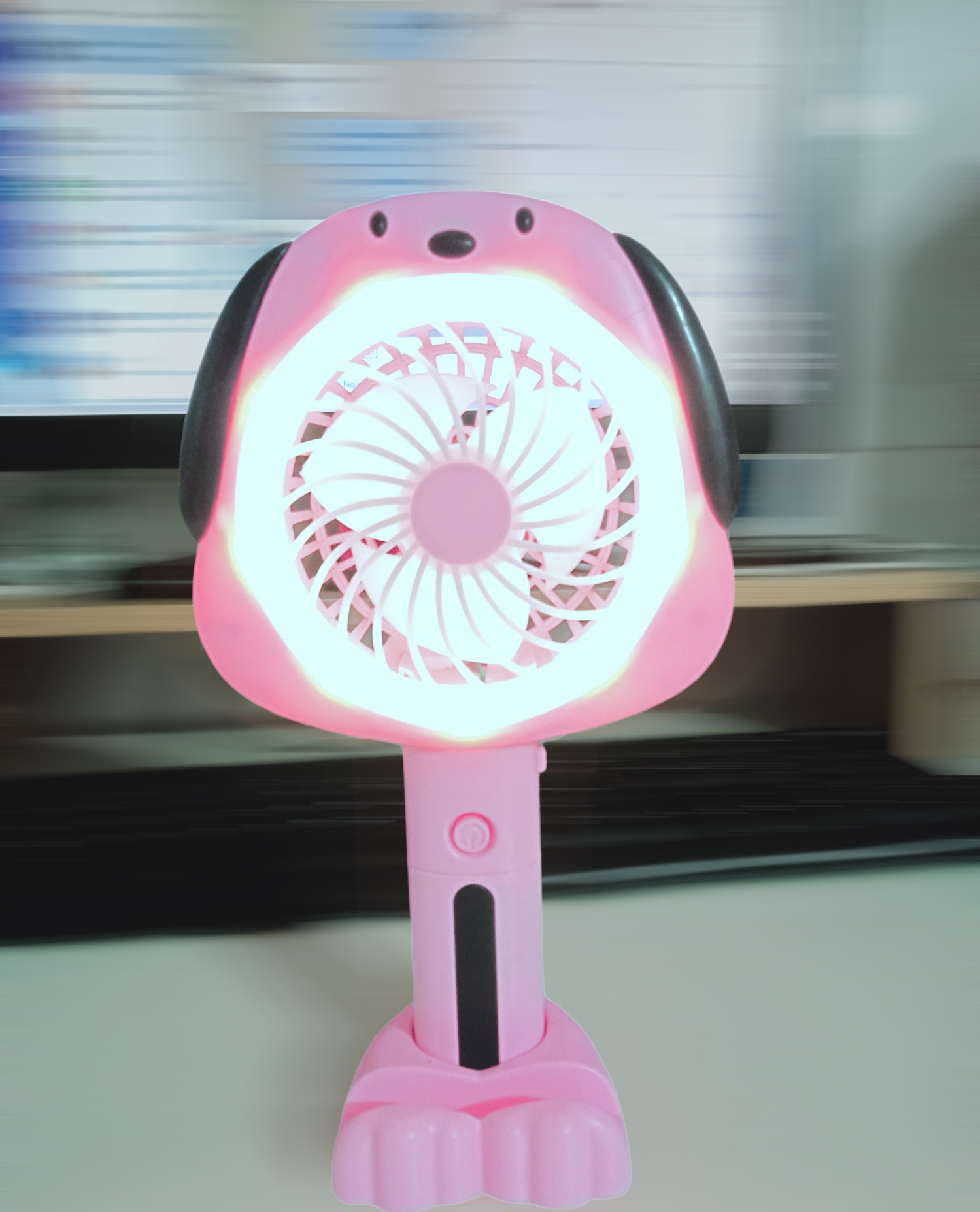 quạt sạc mini có đèn