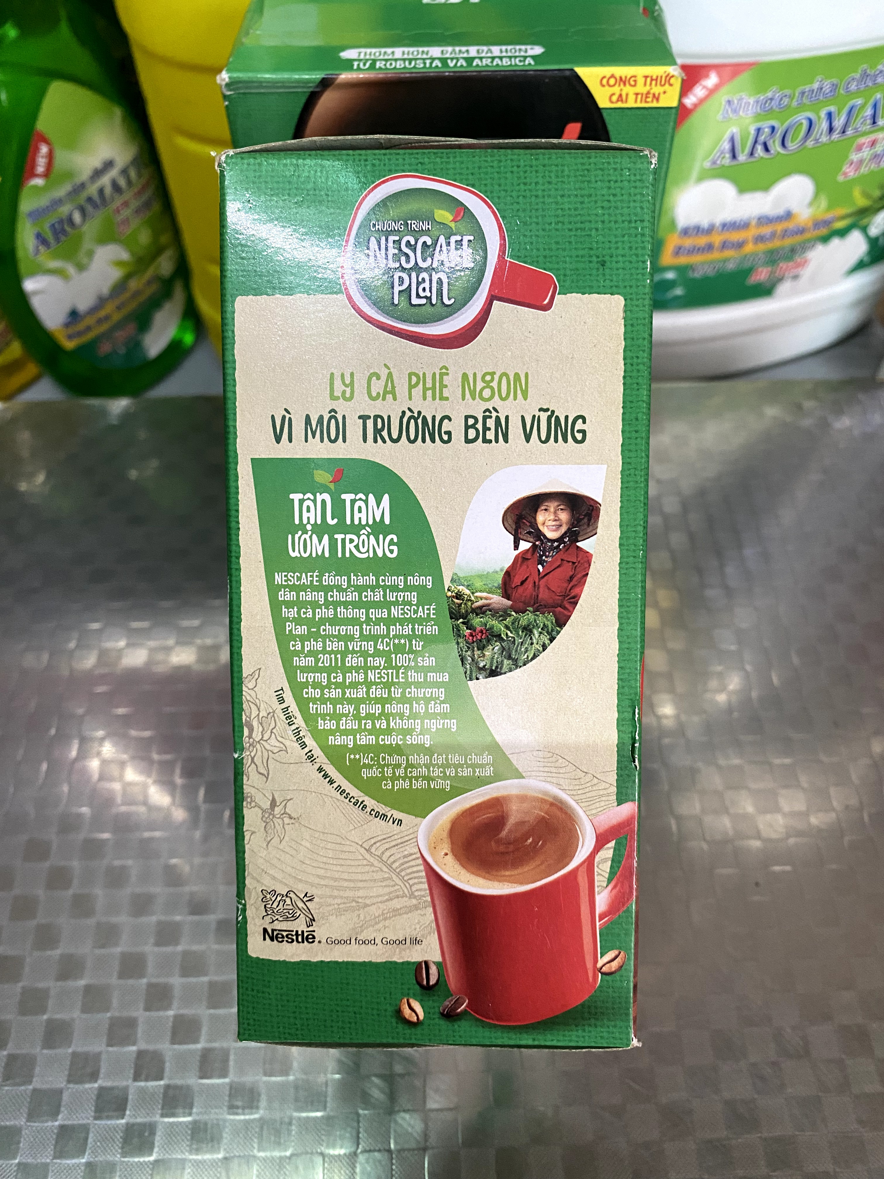 NESCAFÉ Cà Phê Sữa Đá Hòa Tan 3in1 320g(20 gói x 16g)