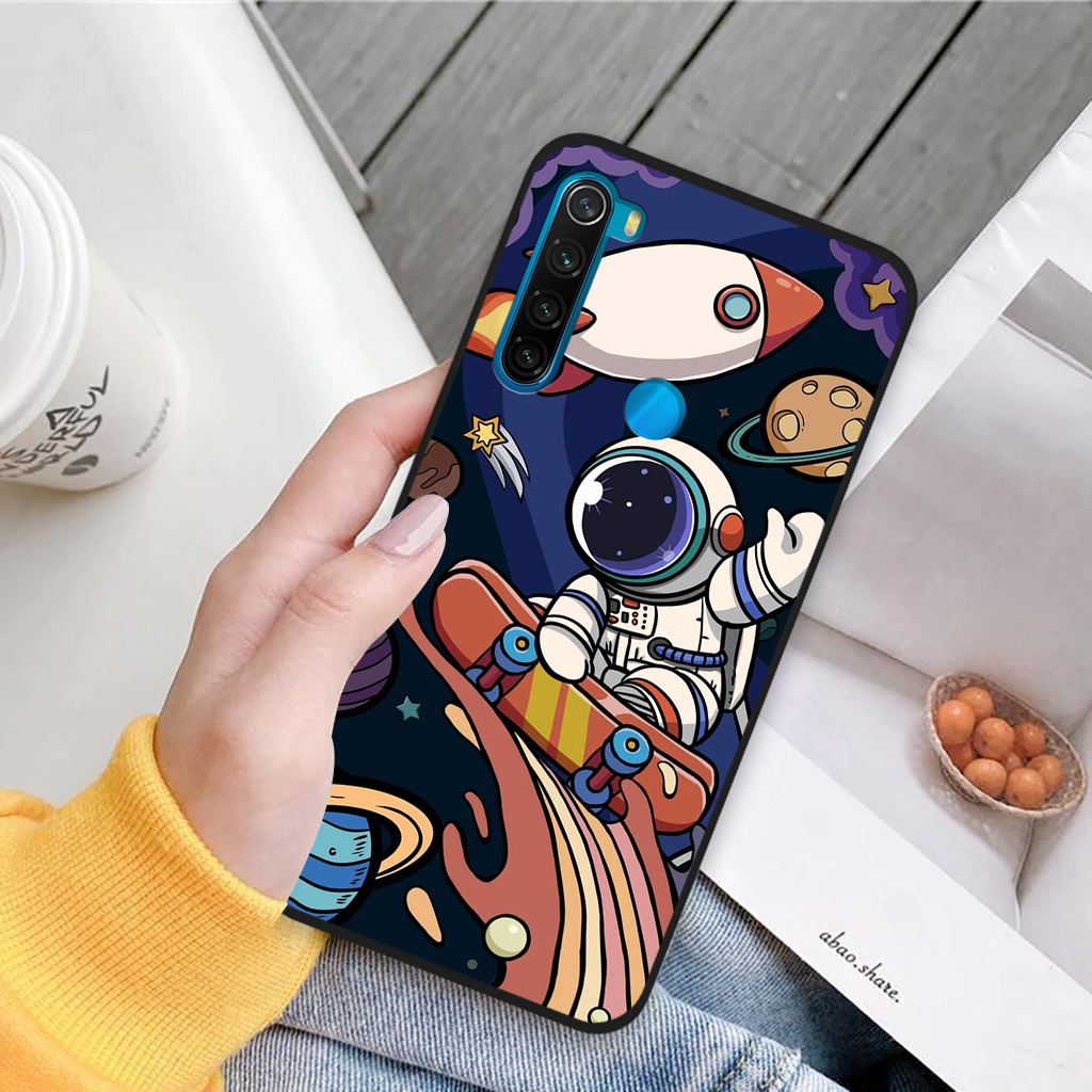 Ốp lưng Xiaomi Redmi Note 8 hình vũ trụ, phi hành gia astronaut độc đáo