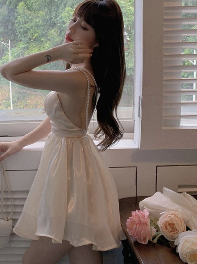 đầm tơ phối cườm lưng mẫu mới sang chảnh ldt7