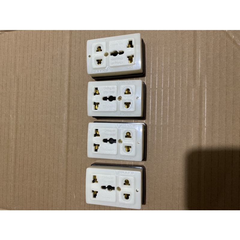 Ổ cắm 3 ngả TL đa năng K3 Vinakip ( Shop 5 sao )
