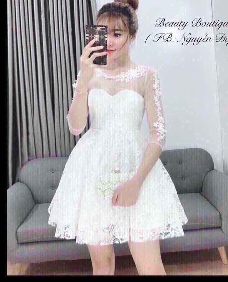 Đầm xòe ren kết bông xinh xắn