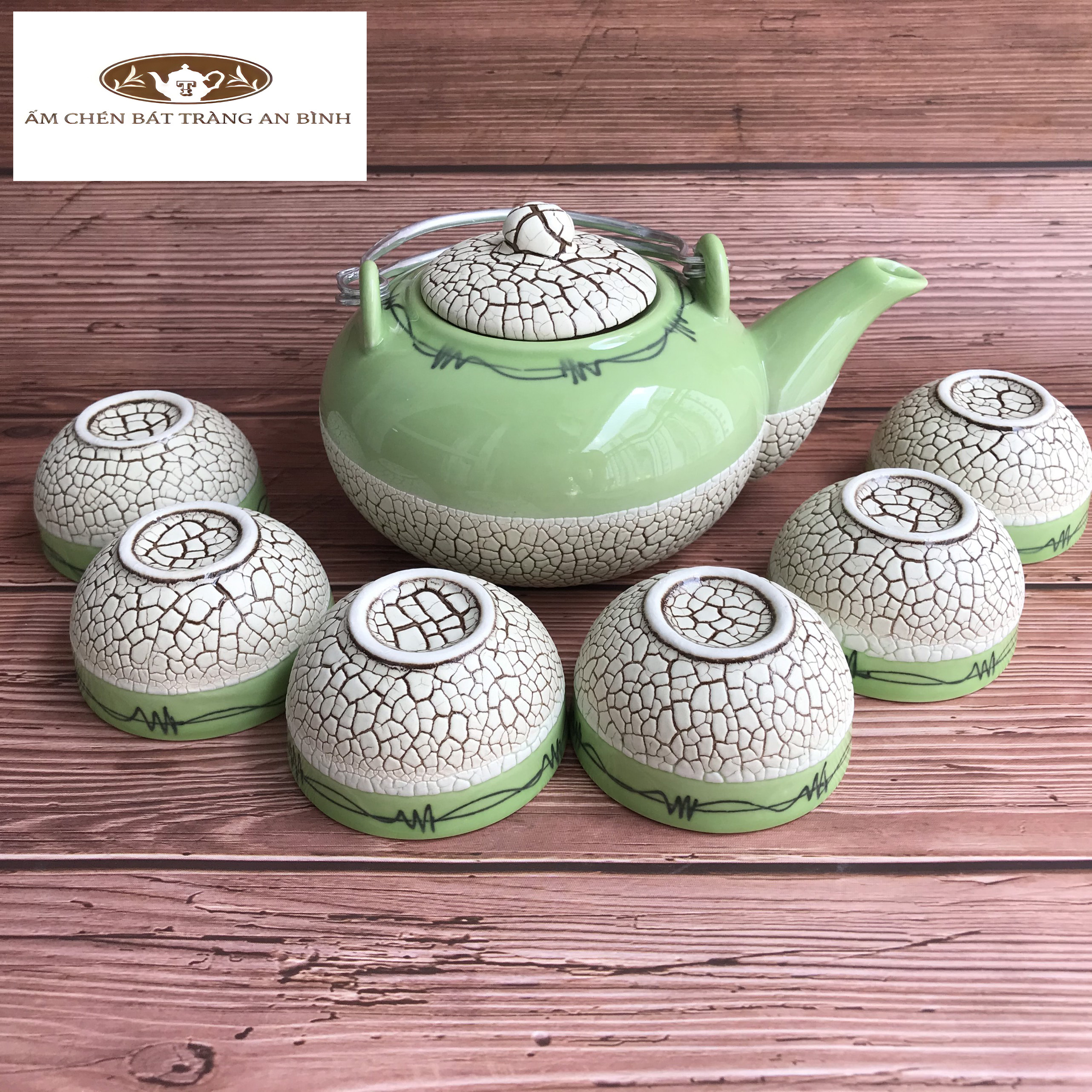 Bộ ấm chén gốm sứ Bát Tràng men Rạn Xanh Tròn