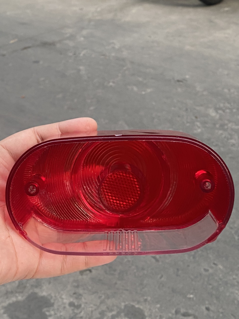 CHỤP ĐÈN LÁI ( ĐÈN HẬU ) DÀNH CHO XE 67
