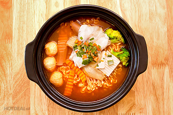 Tinh Dầu Ớt Cay Hàn Quốc 550g (Nấu Mì Cay, Bánh Gạo Cay, Gà Xào Cay....) - 캡사이신소스