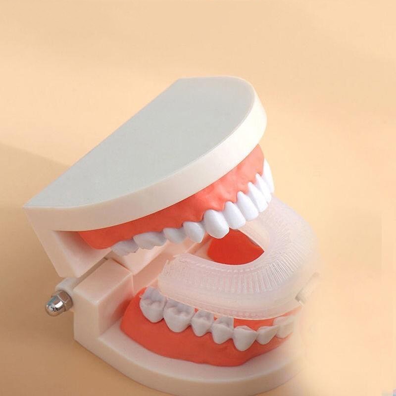 Bàn chải đánh răng cho bé hình chữ U