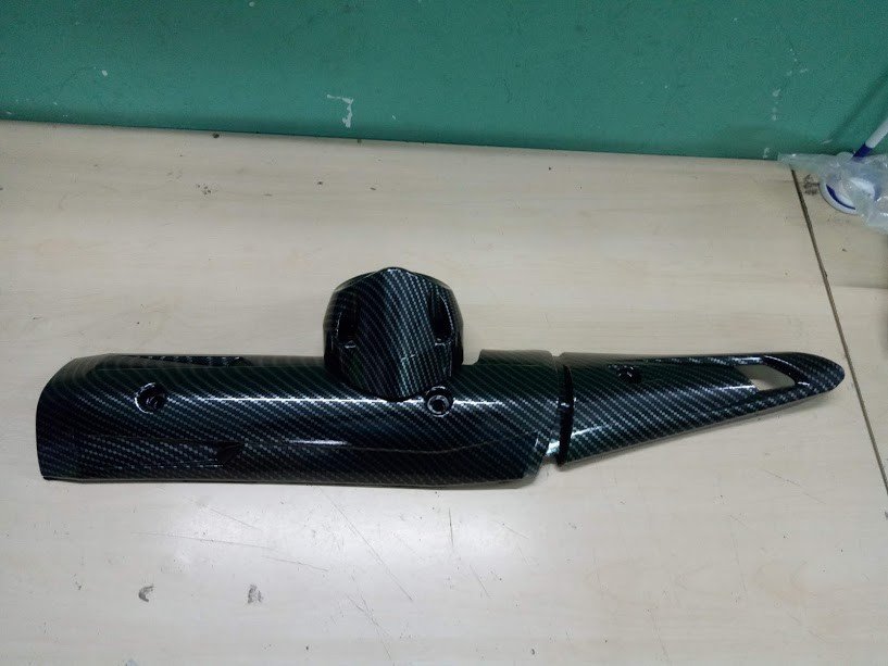 Bộ ốp pô lớn cacbon cho Exciter 150( giá 2 món).