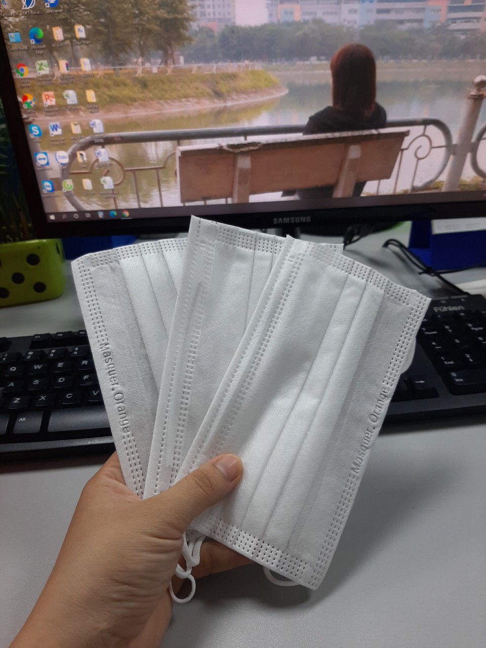 Khẩu trang y tế 4 lớp hộp 50 chiếc
