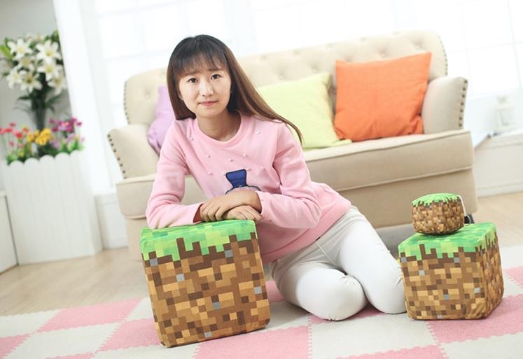 Nhồi bông hình cục đất minecraft
