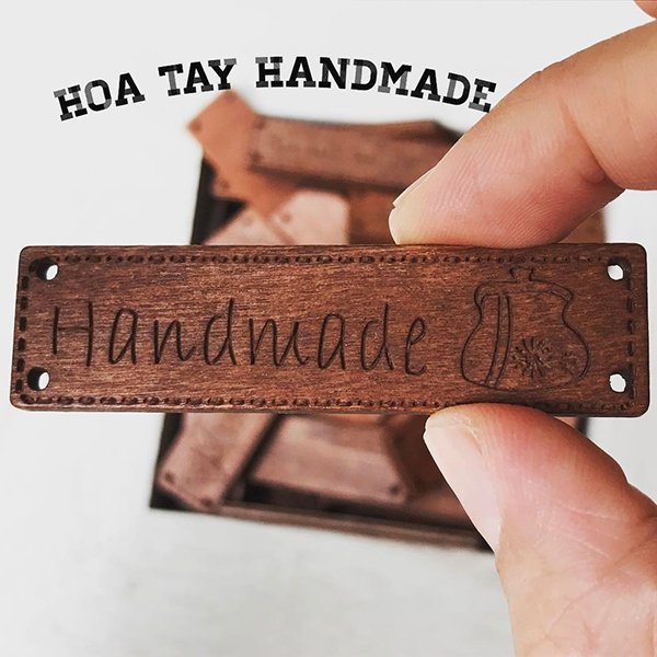 Nhãn gỗ Handmade CQ199 -Hoa Tay Handmade