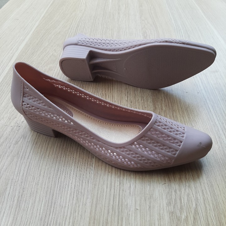 [HCM]GIÀY NHỰA NỮ ĐI MƯA CAO 3CM