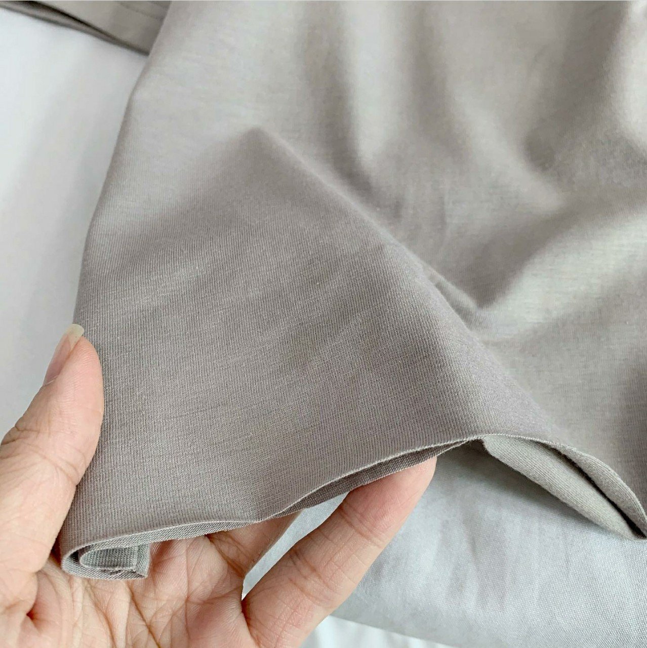 Áo Croptop YUNI Cổ Tim Tay Lỡ Unisex