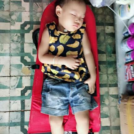 Ghế rung cho bé
