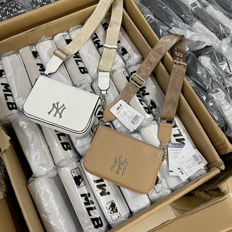 Túi Đeo Chéo MLB Dập Vân Nổi New
