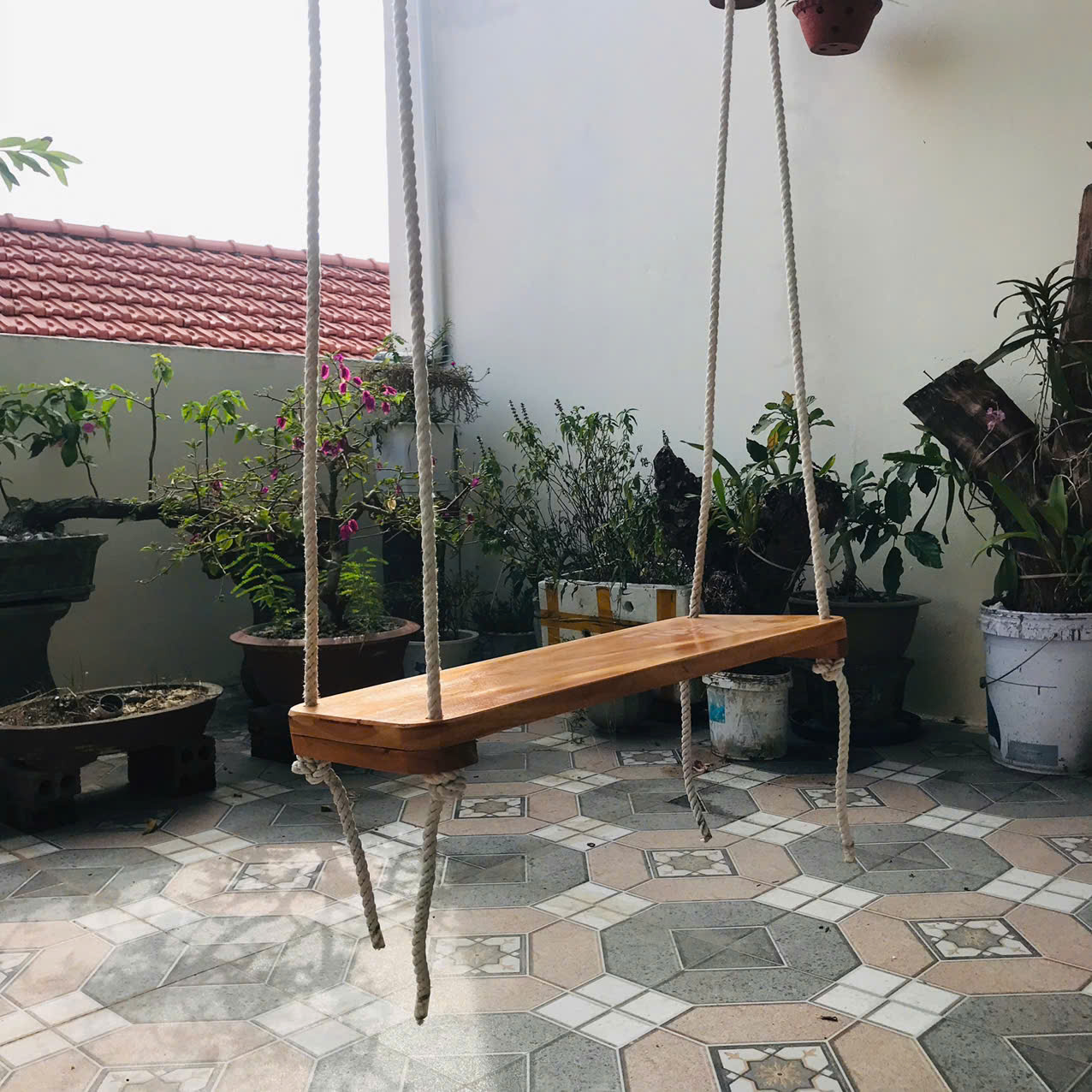 Xích đu sân vườn kích thước 70x25 cho người lớn và trẻ em chơi