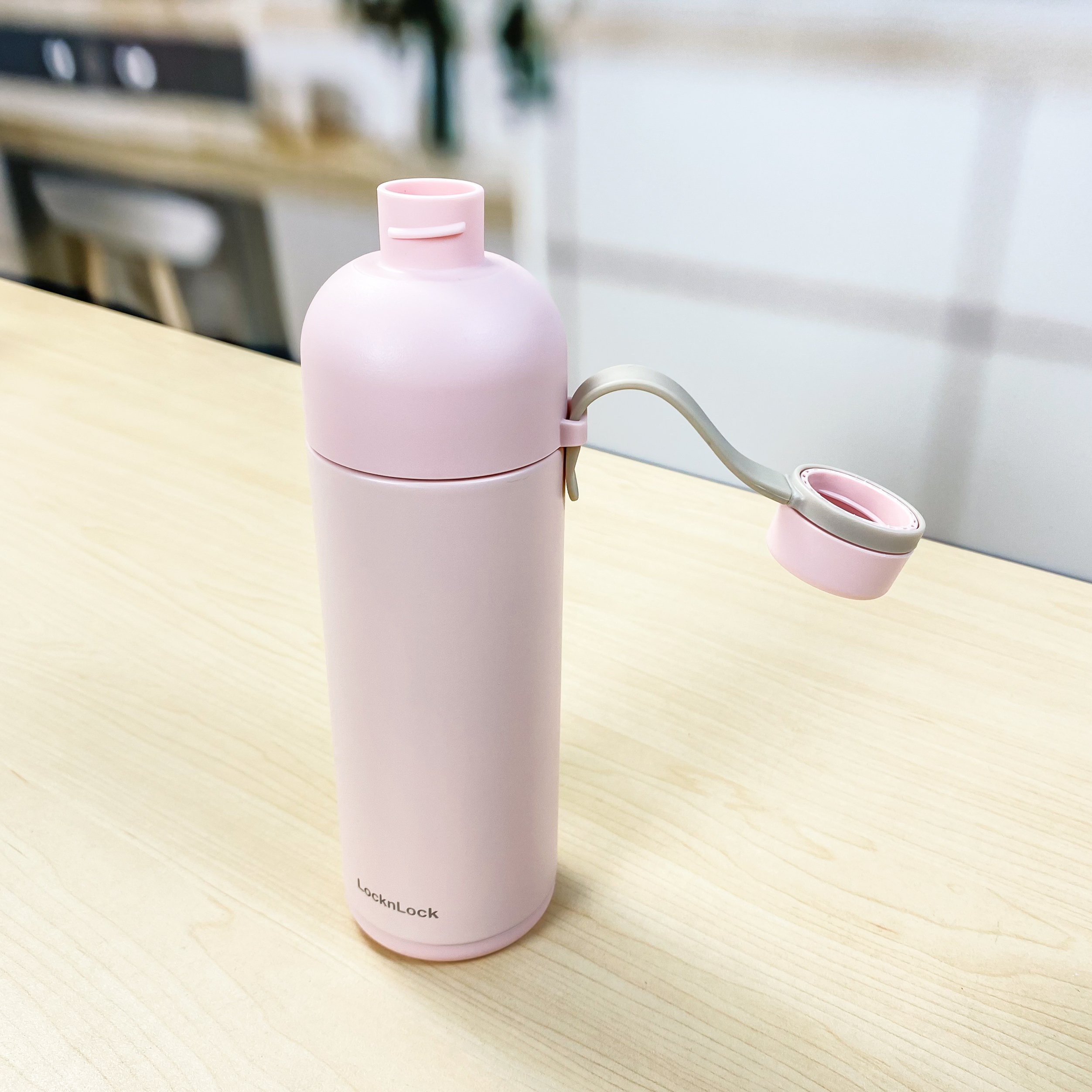 Bình giữ nhiệt LocknLock Belt Bottle LHC4267- 490ml