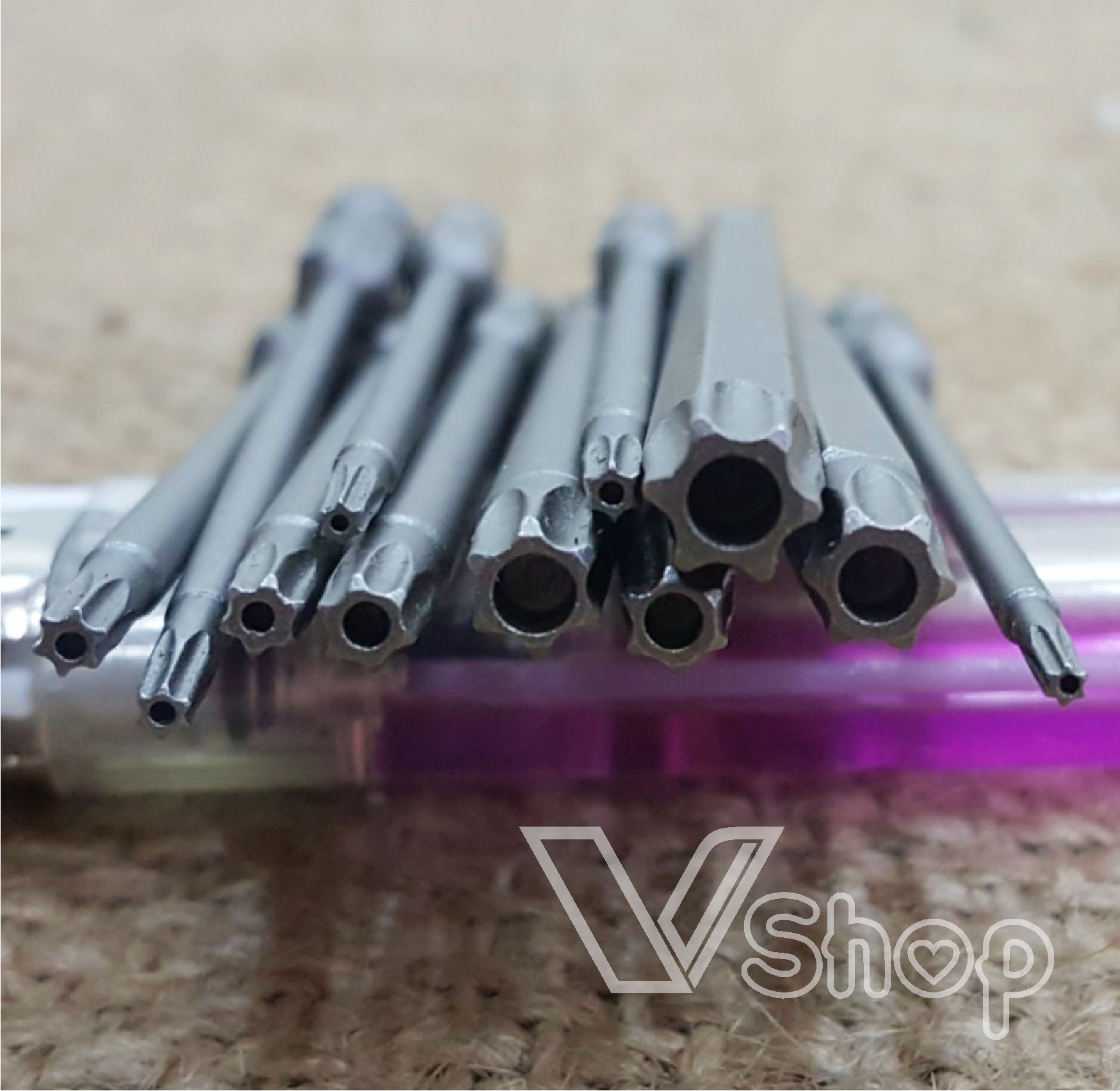 đầu mở ốc vít, dạng hoa thị. có lỗ. 7cm và 10cm