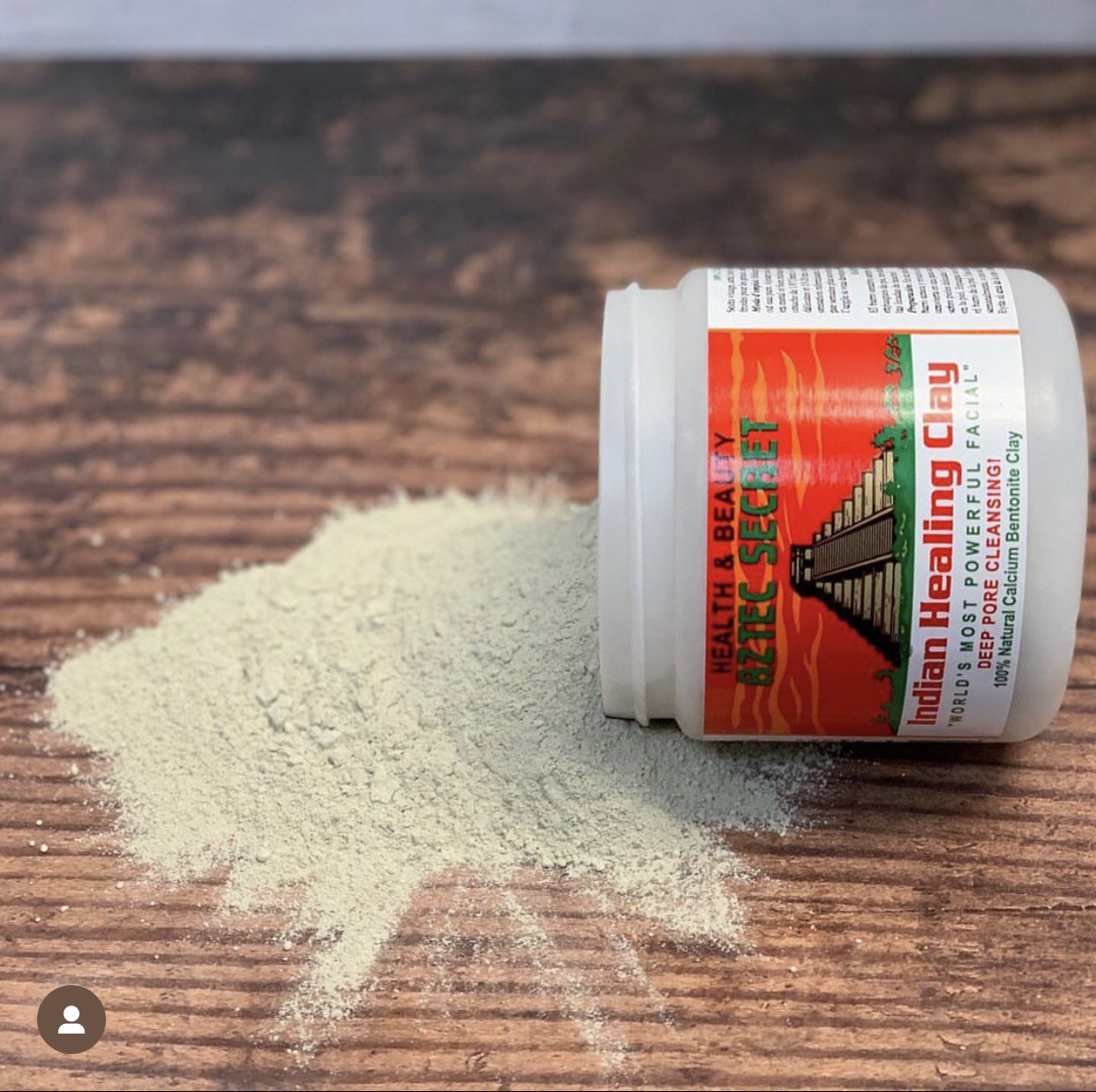 Aztec Secret và Bragg: mặt nạ giảm mụn sáng da