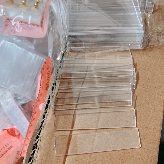 Thanh trưng móng mẫu, trưng nail mẫu.