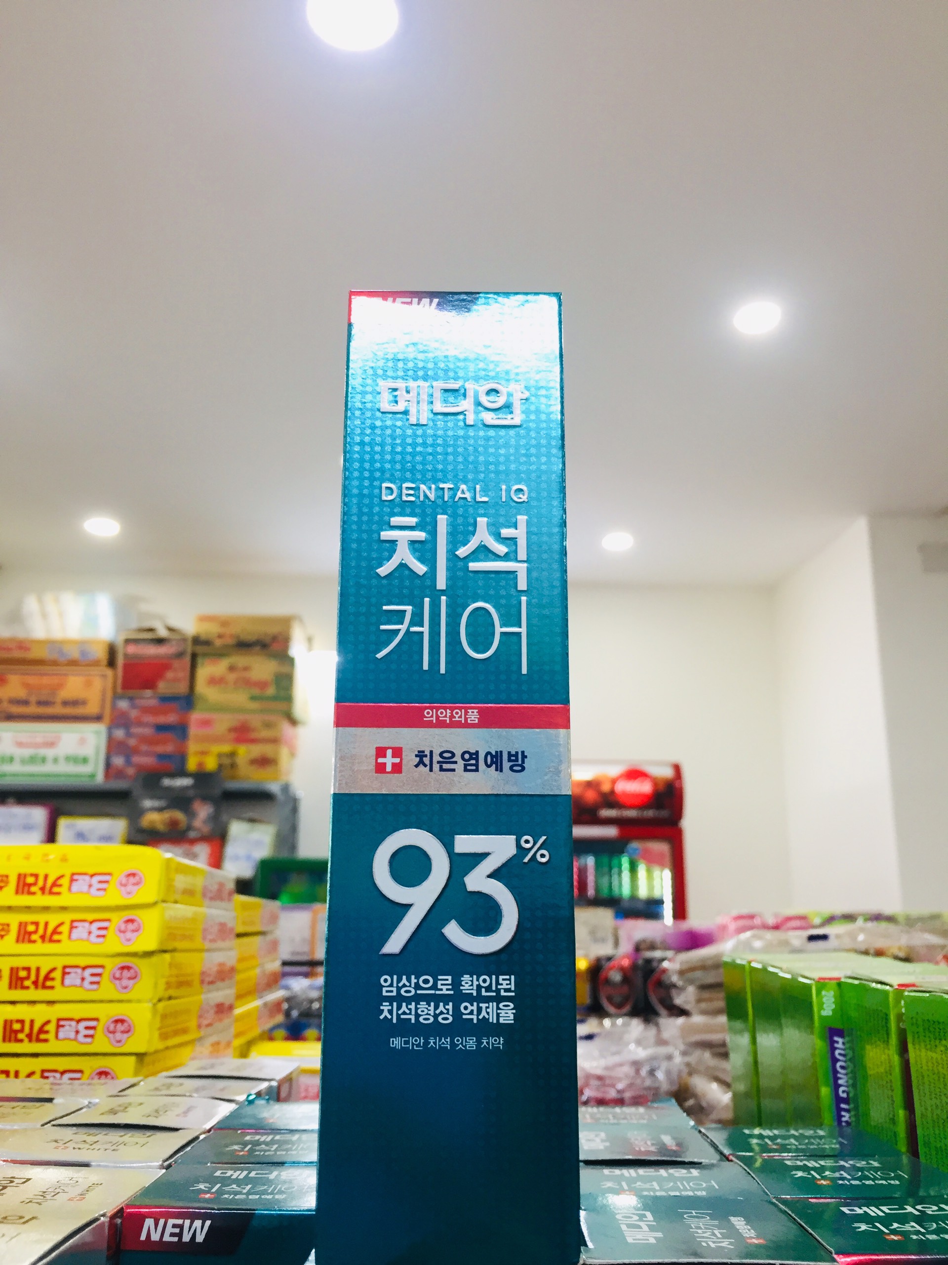 Kem Đánh Răng Median Dental IQ 93% 120g