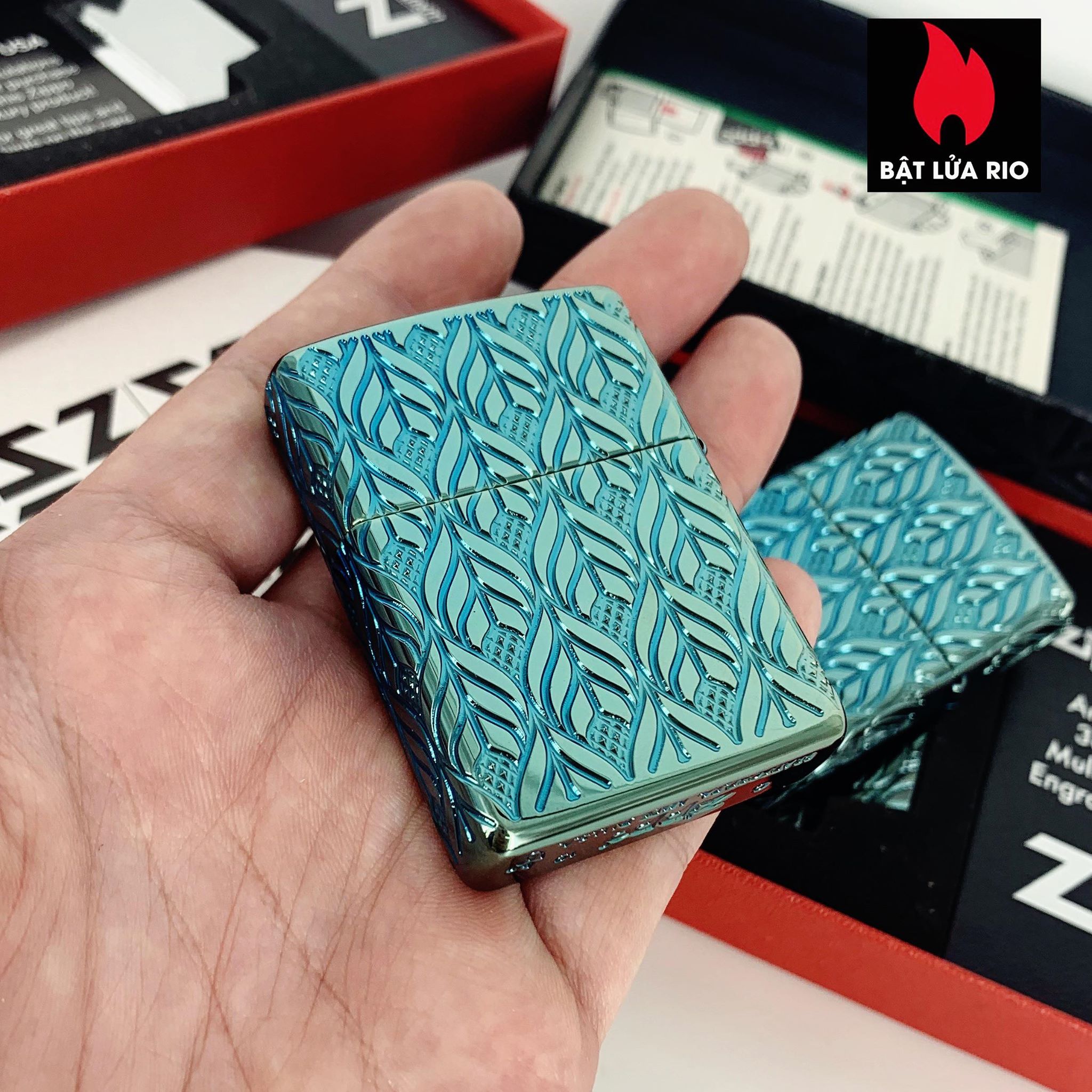 Bật lửa Zippo 49054 – Zippo Armor® High Polish Green Elegant Dragon