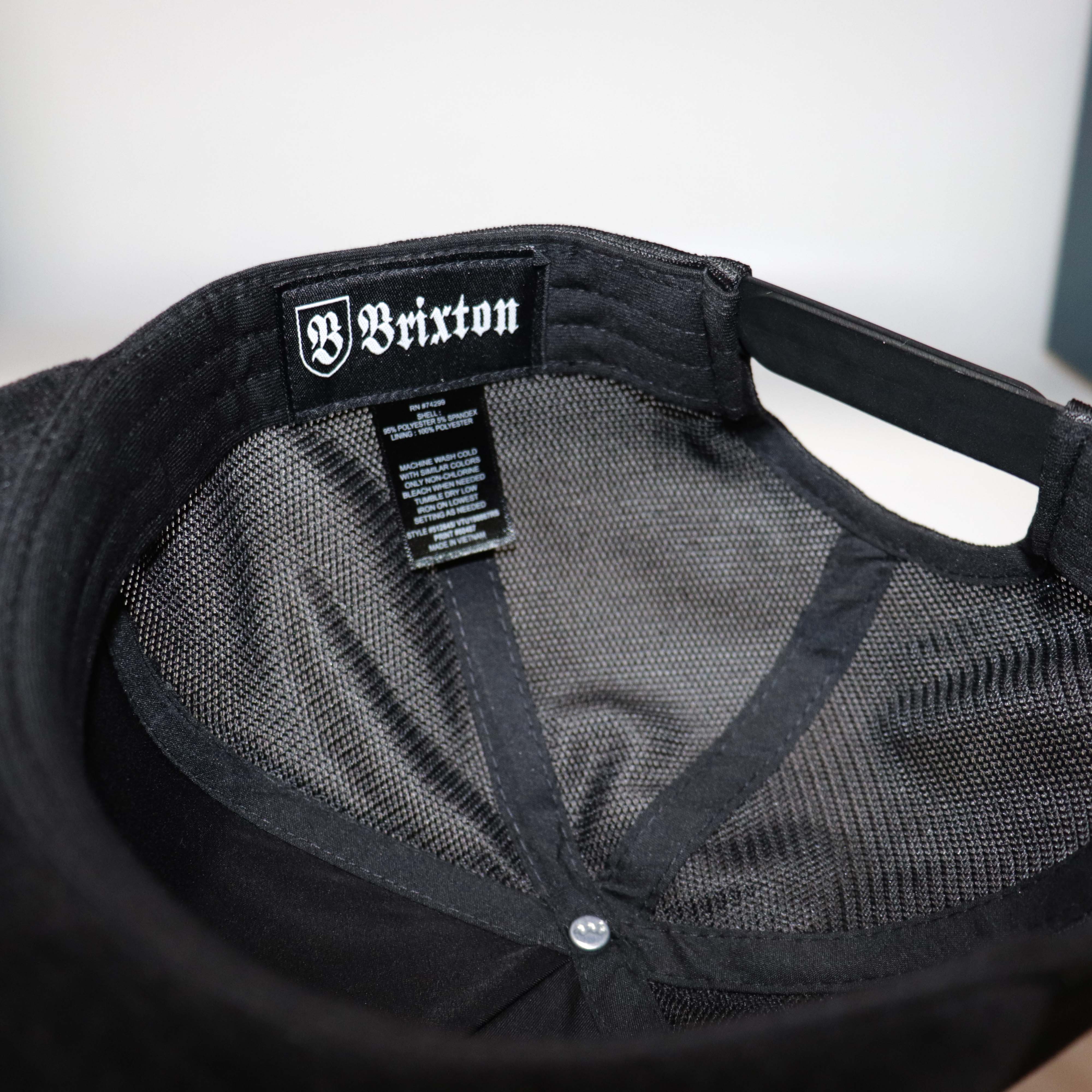 Nón snapback NHS Brixton nhung đen lưới BRNhung.