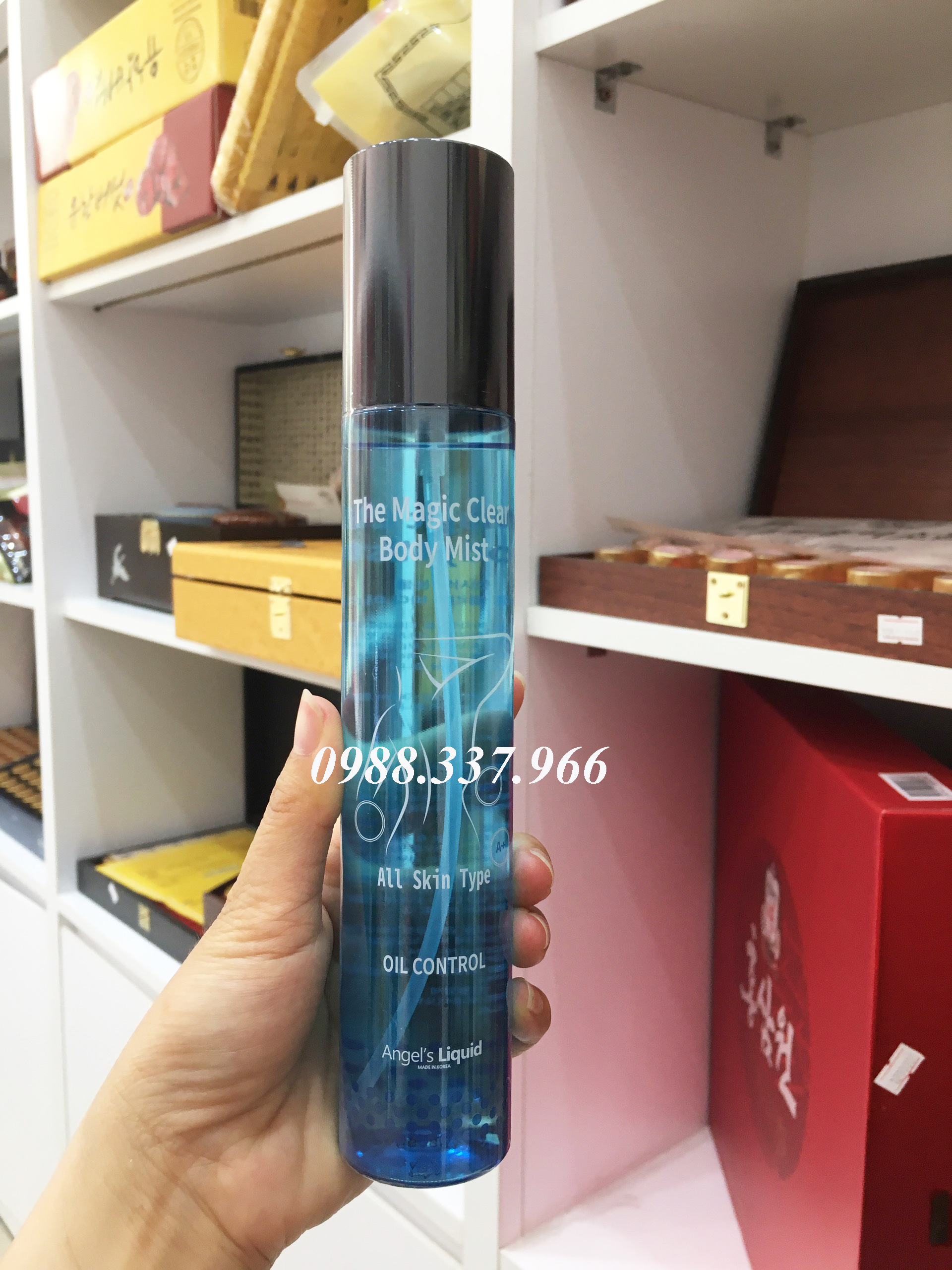 XỊT GIẢM MỤN THE MAGIC CLEAR BODY MIST HÀN QUỐC