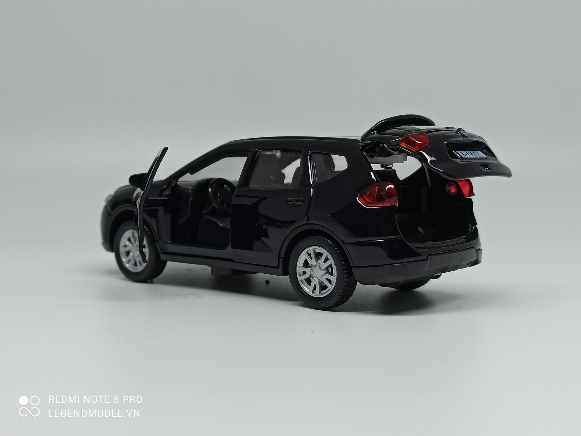 Mô hình Nissan X Trail