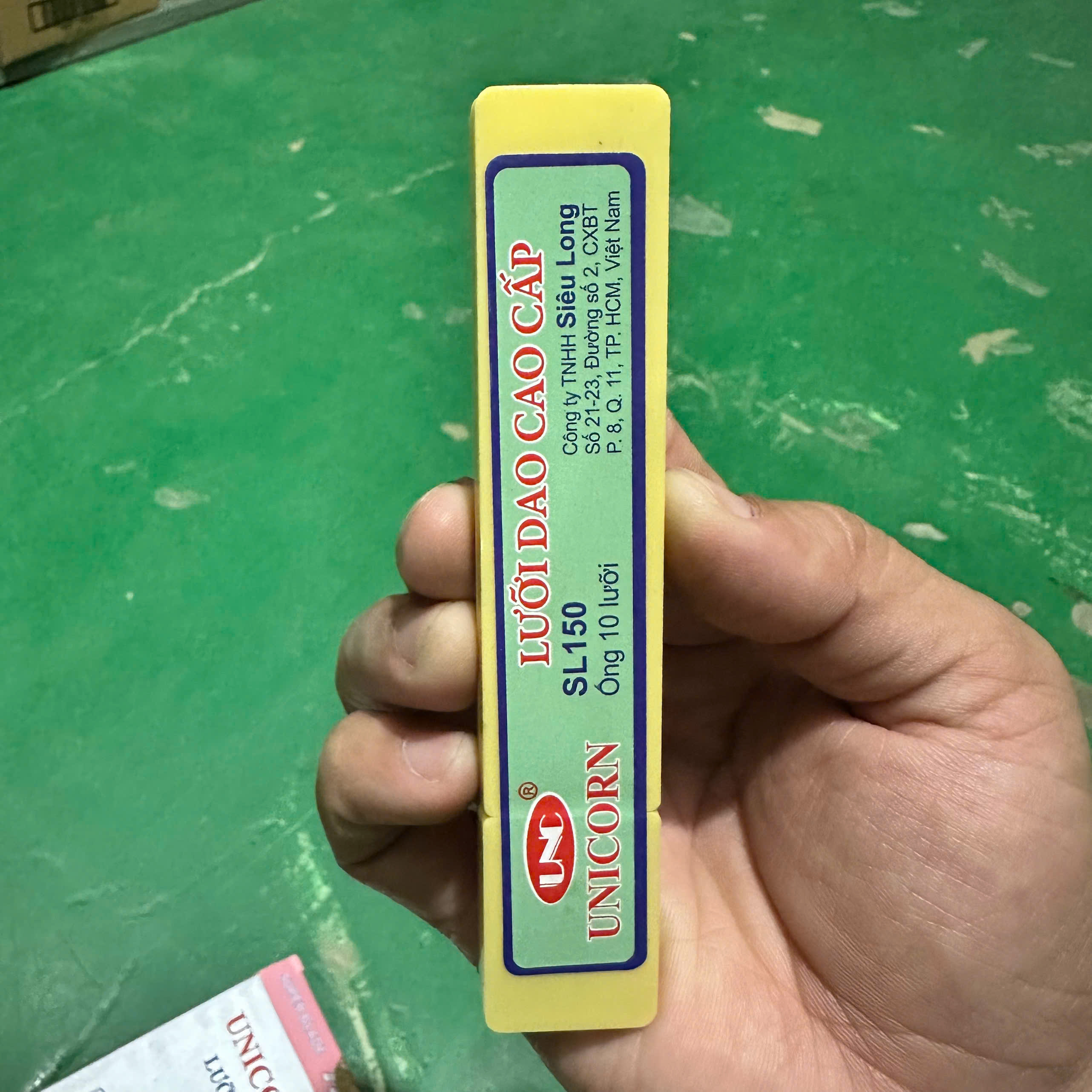 Hộp 10 Lưỡi Dao Lớn/Nhỏ UniCorn Vàng SL100/SL150