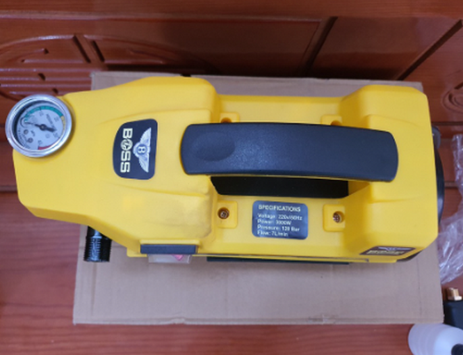 máy rửa xe