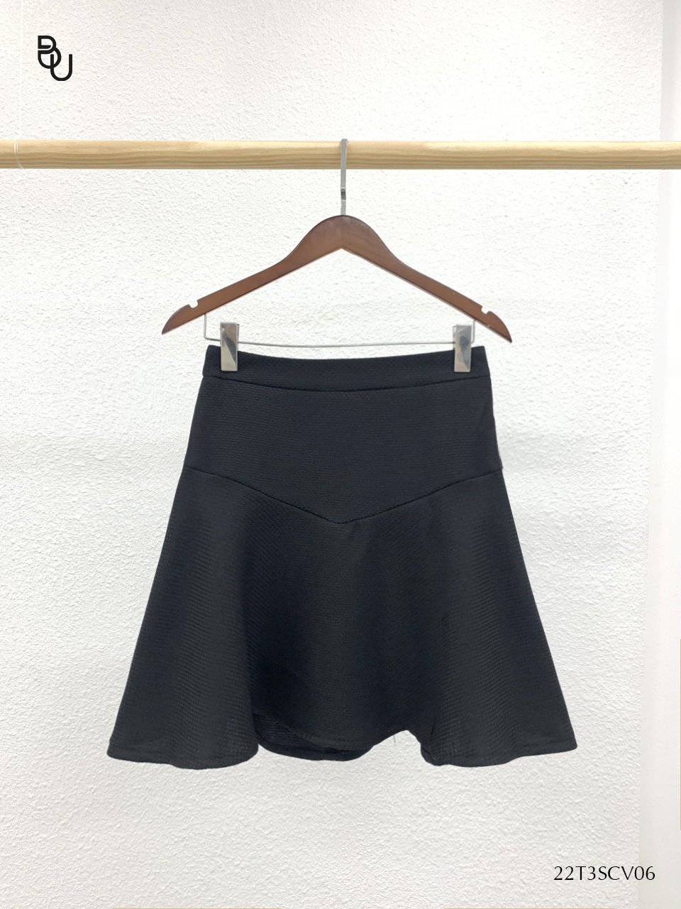 Chân váy ngắn cạp V dáng xòe BIGSIZE (55kg đến 95kg) - 22T3SCV06 - [BUStu Bigsize]