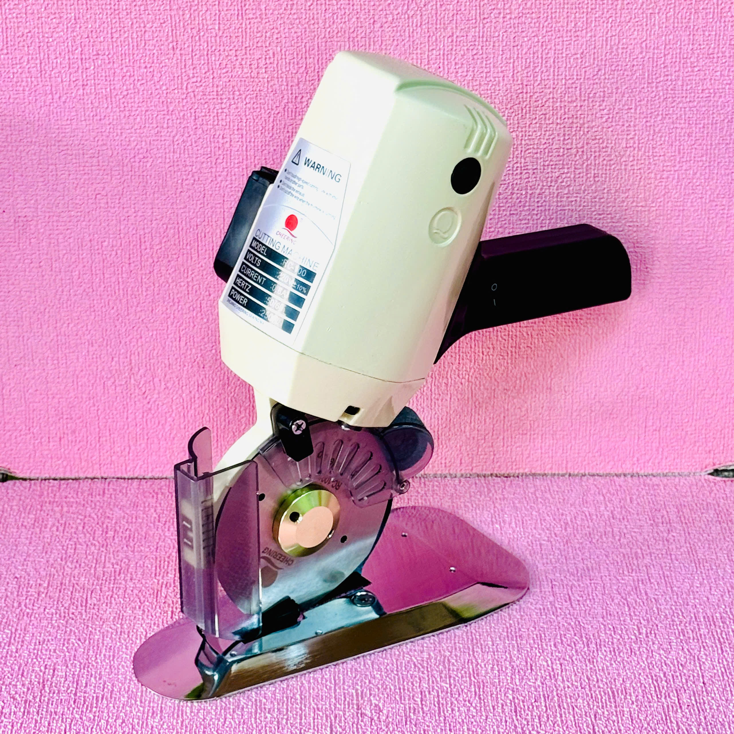 Handheld Fabric Cutting Machine Rc-100 (Cutting Height 3cm)