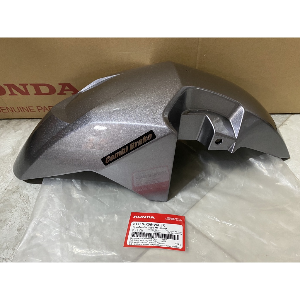 Chắn bùn trước - dè trước honda air blade 125 năm 2017-2018 màu ghi bạc.