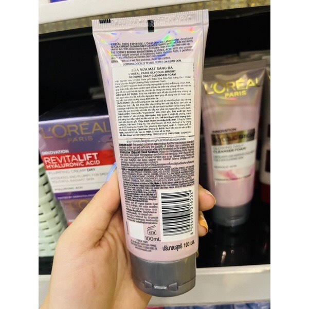 Sữa rửa mặt sáng da mờ thâm nám Glycolic Bright L'Oreal Paris