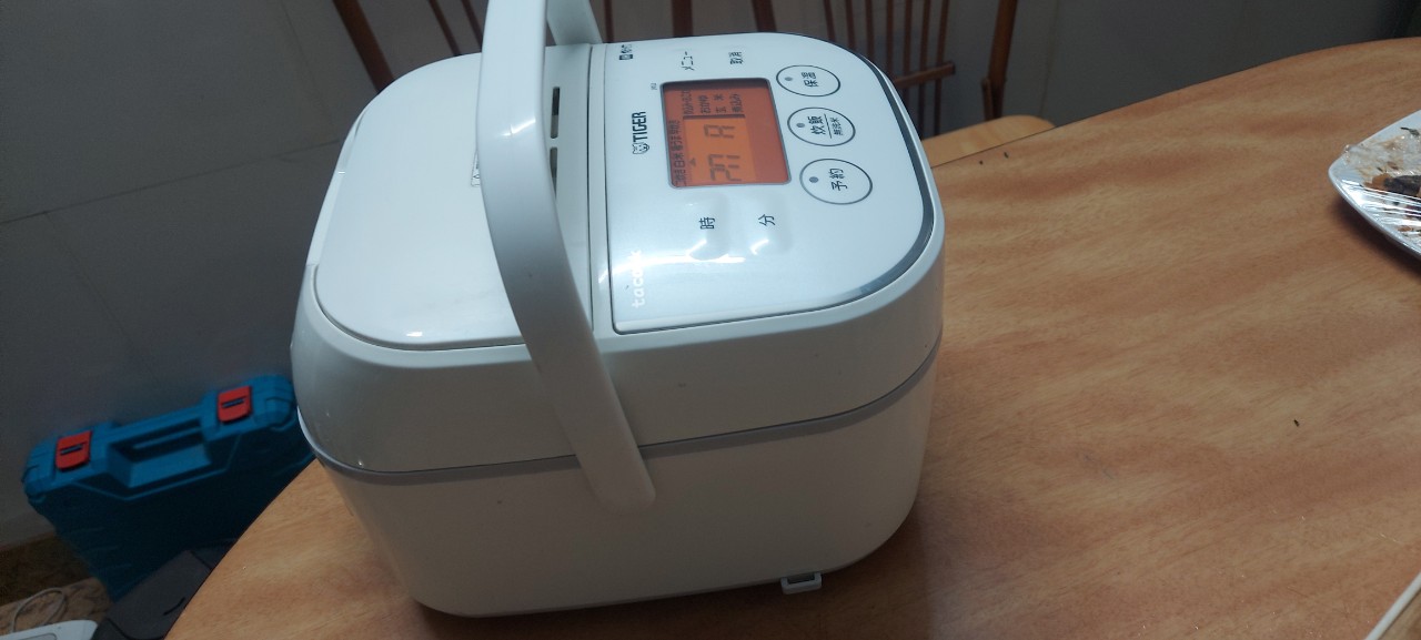 Nồi cơm điện cao tần Tiger tacook 0.54L