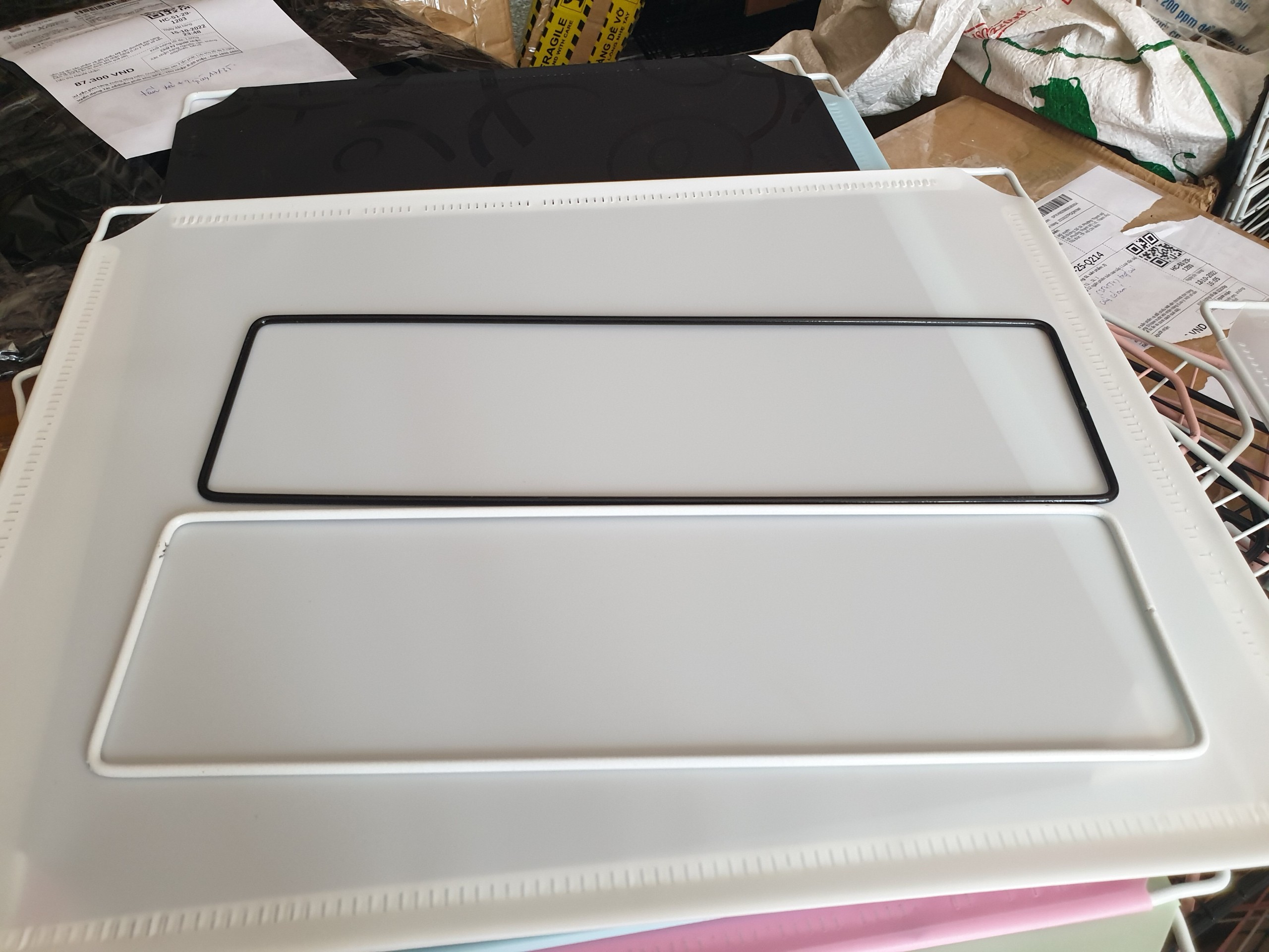 (FREESHIP) Tấm lưới sắt,tấm nhựa ghép bán lẻ làm chuồng quây thú cưng ,làm kệ ,làm kê đựng sách vở....