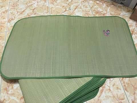 Chiếu cói trải nôi cũi cho bé loại to (110*55cm)