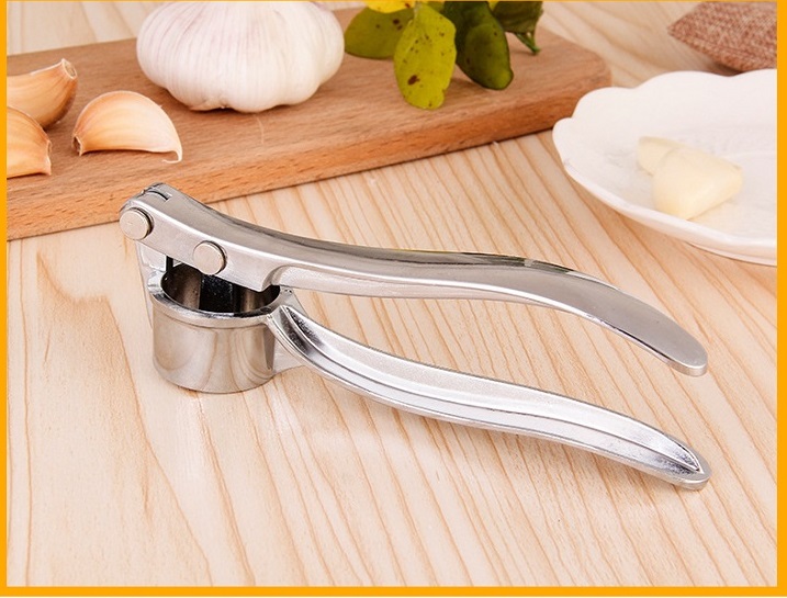 Dụng Cụ Nghiền, Ép Tỏi Cầm Tay Màu Bạc Thép Không Gỉ