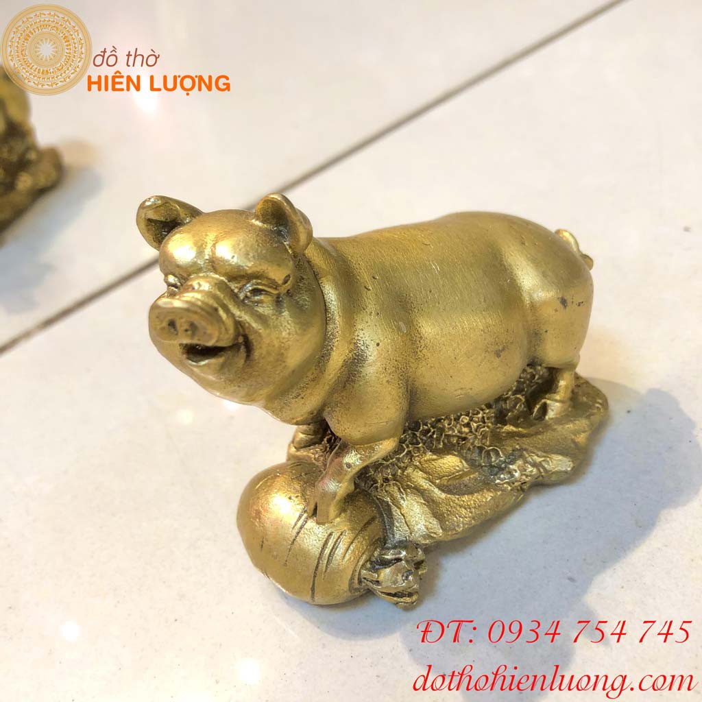 Tượng Heo Bằng Đồng Phong Thủy Mẫu Trơn Cao 7cm