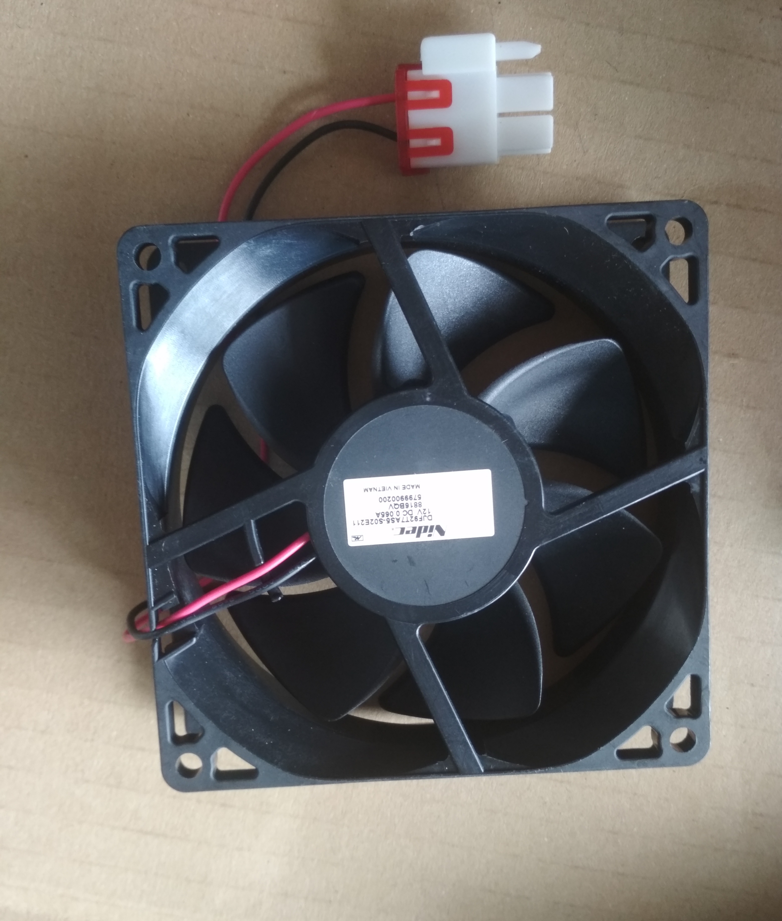 Quạt tủ lạnh DC 12V 9x9cm 7 cánh
