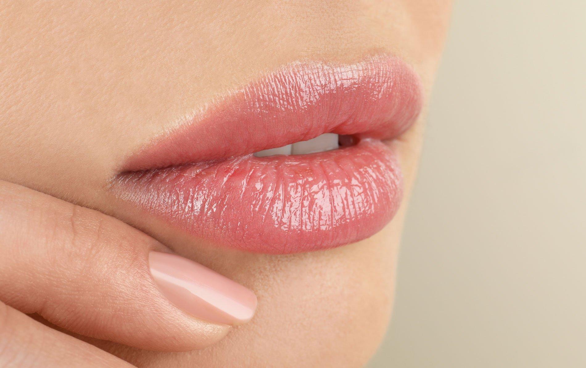 Son bóng Eveline Lip Maximizer "OH! my lip"