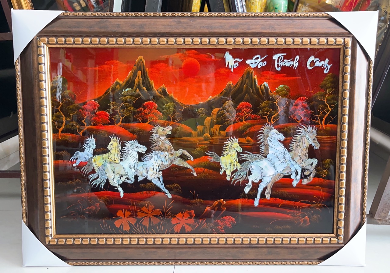 Tranh sơn mài mã đáo thành công cẩn ốc xà cừ cao cấp size 40x60 cm treo tường, trang trí nhà cửa, văn phòng, quà tặng tân gia, tặng dịp Lễ, Tết đầy ý nghĩa