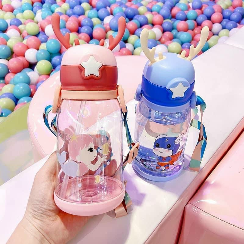 Bình đựng nước có ống hút cute cho bé đi học