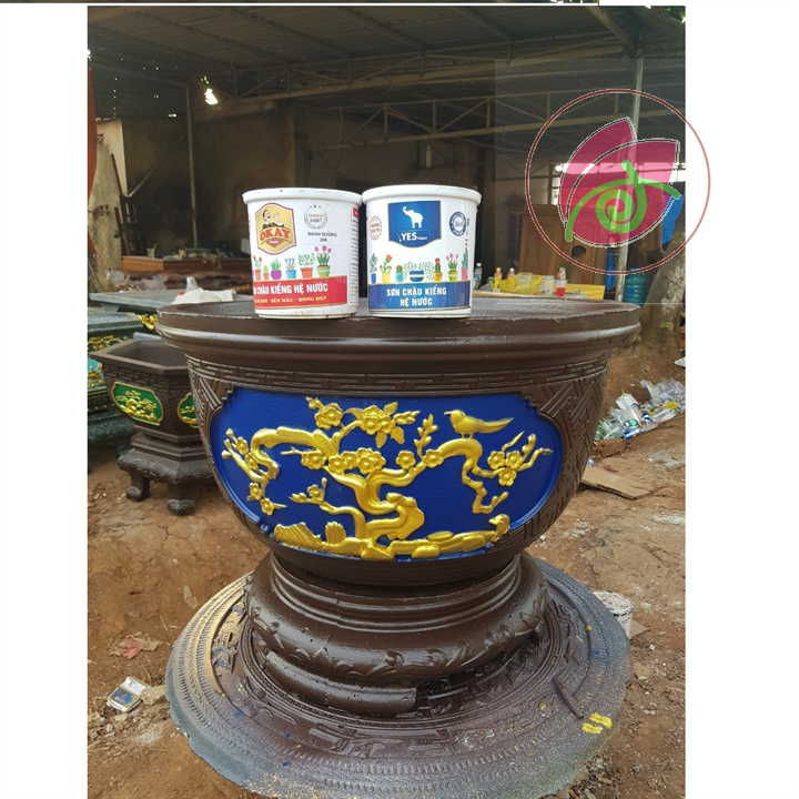 Sơn chậu kiểng hệ nước ngoài trời Okay Paint hoặc Yes màu socola hoặc nâu lon 1kg