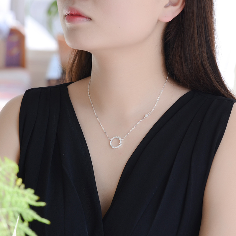 Dây Chuyền Bạc Phim Biển Xanh 2023