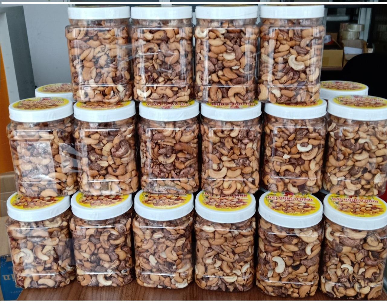 Hạt điều rang muối Bình Phước 1 ký (gồm 2 hộp) - Loại vỡ