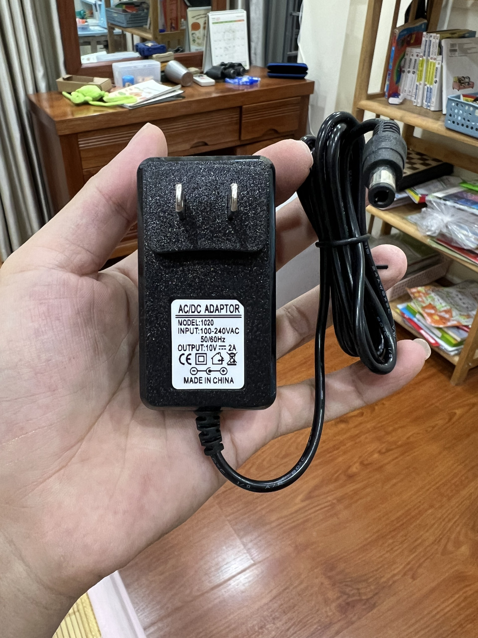 adapter 10v 2A loại tốt