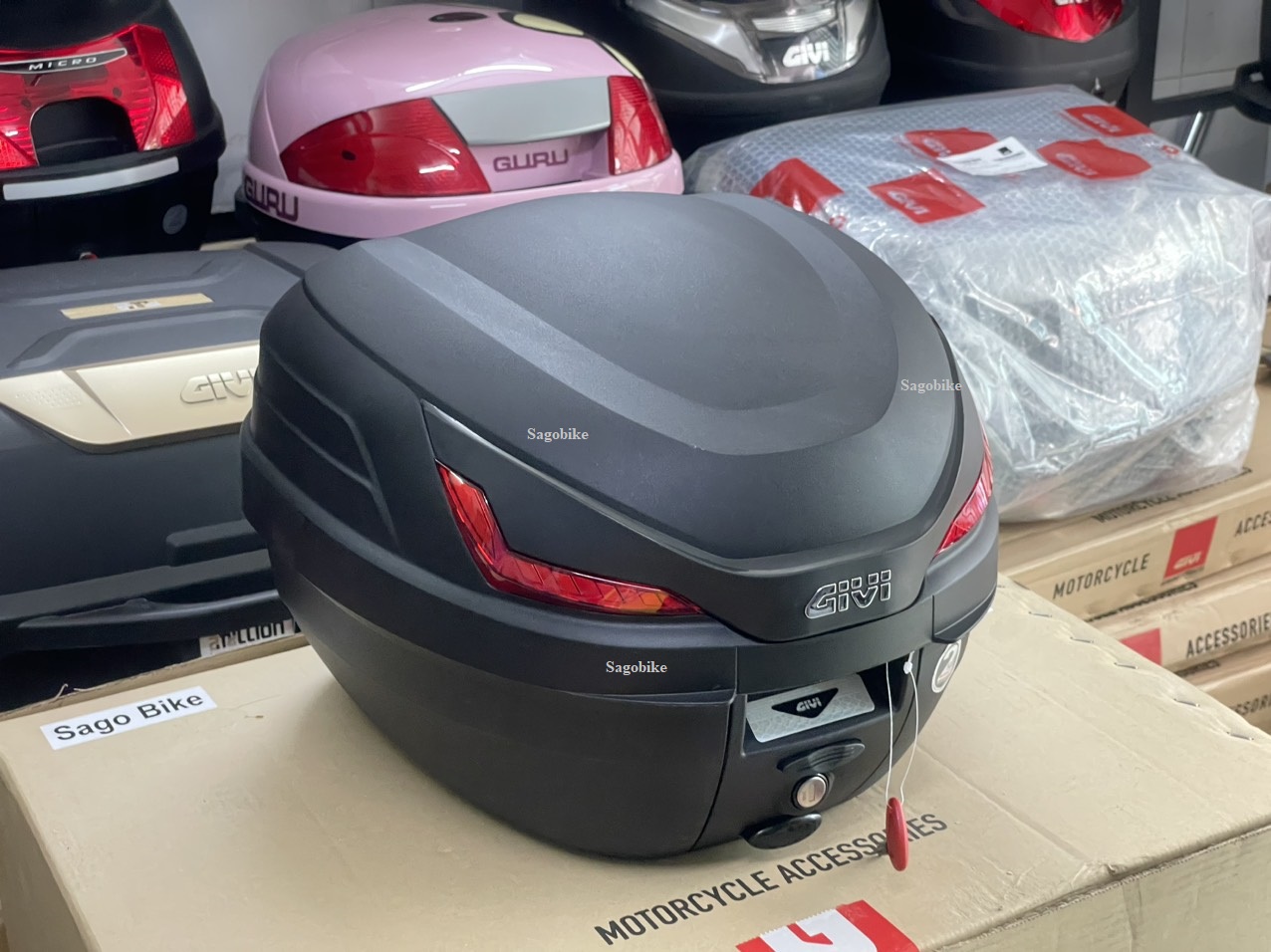 [HCM]Bán Thùng Givi B27N dung tích 27 lít