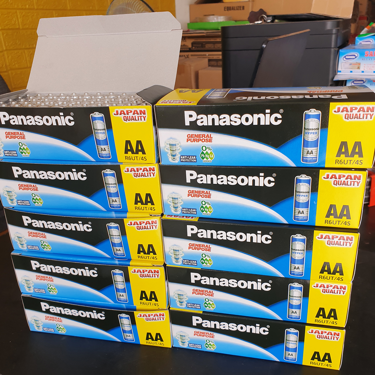 Pin AA Panasonic R6UT/4S, Pin Panasonic Xanh ( 12 Viên )